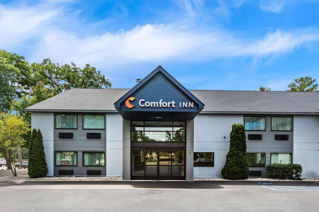 Comfort Inn Traverse Stadt Exterior foto