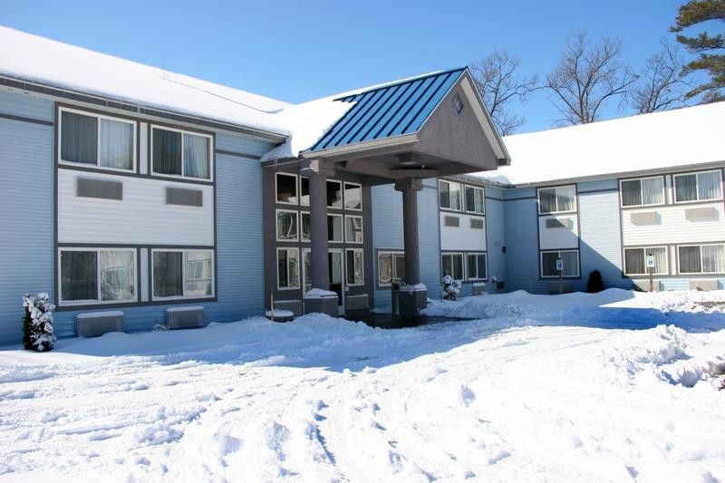 Comfort Inn Traverse Stadt Exterior foto